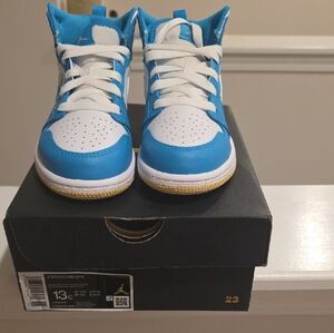 Jordan Kids Sneakers in Blue and White
